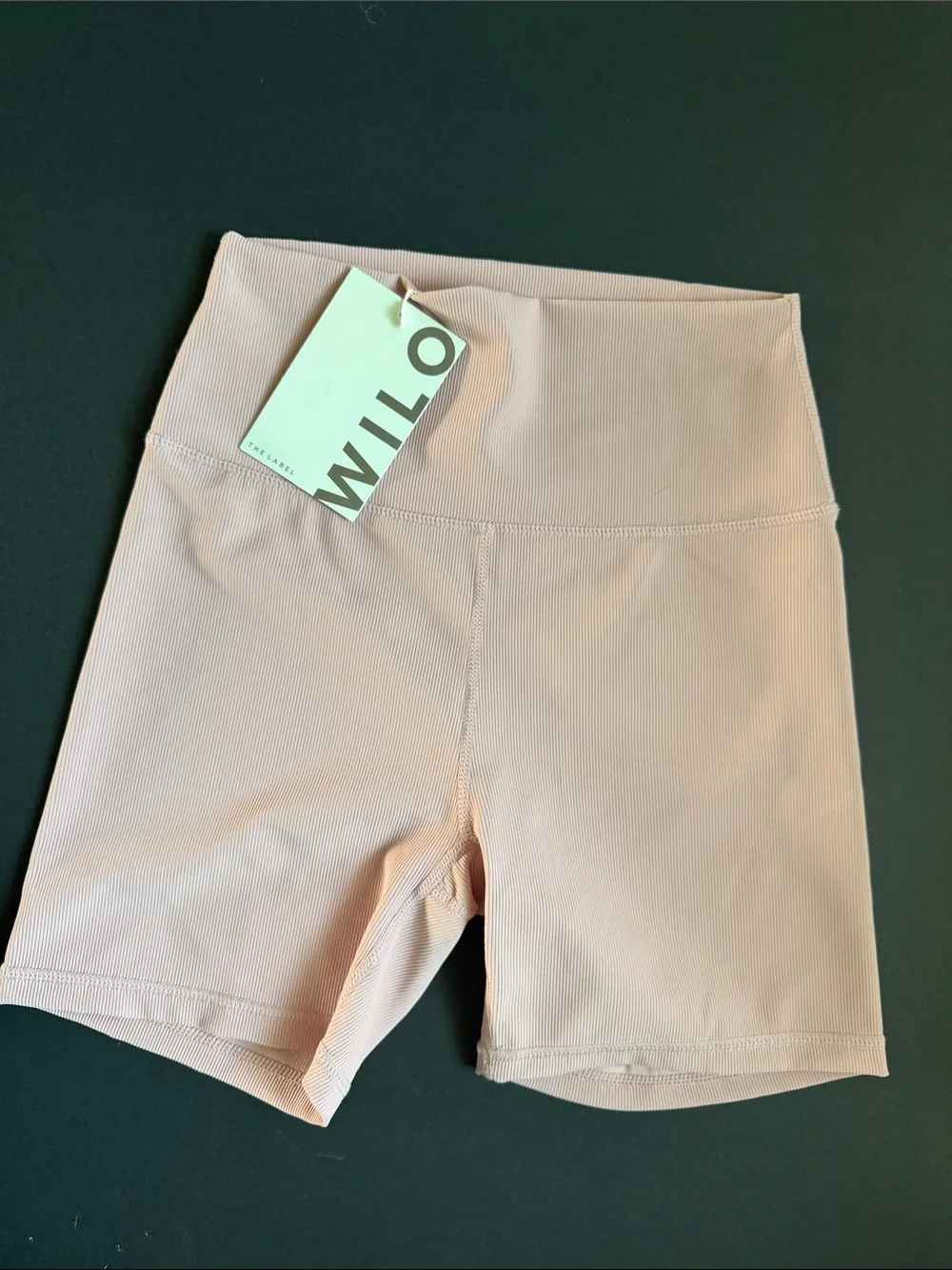 NWT Viral WILO The Label BlushPink
Probably at Pilates Sweatshirt and Shorts Set - Picture 6 of 8
